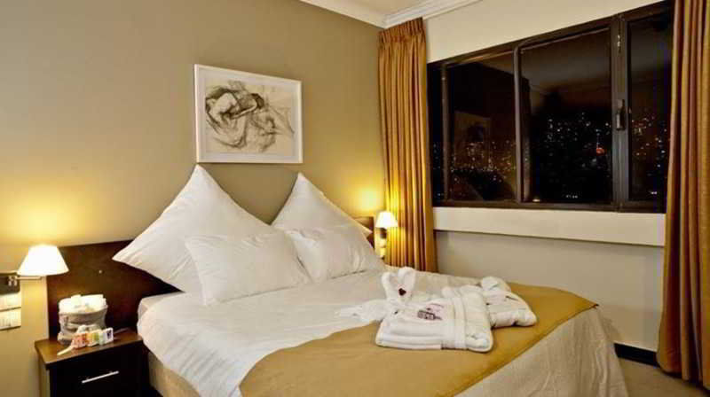 Market Hotel Хайфа Екстериор снимка