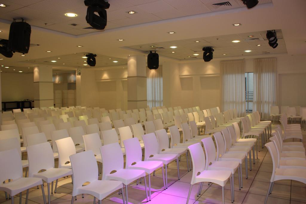 Market Hotel Хайфа Екстериор снимка