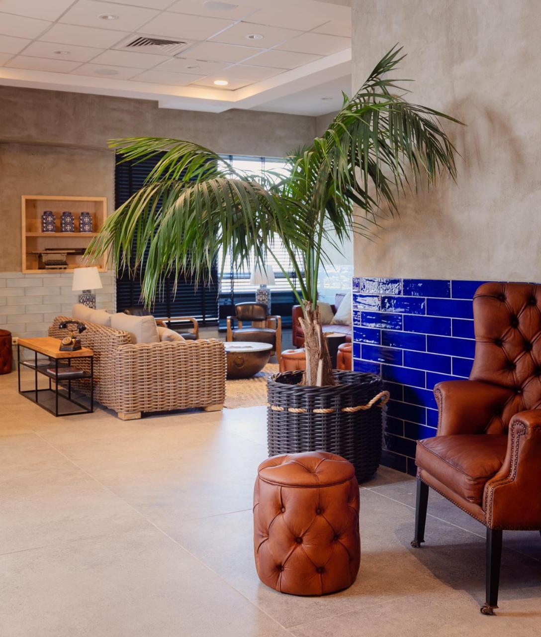 Market Hotel Хайфа Екстериор снимка
