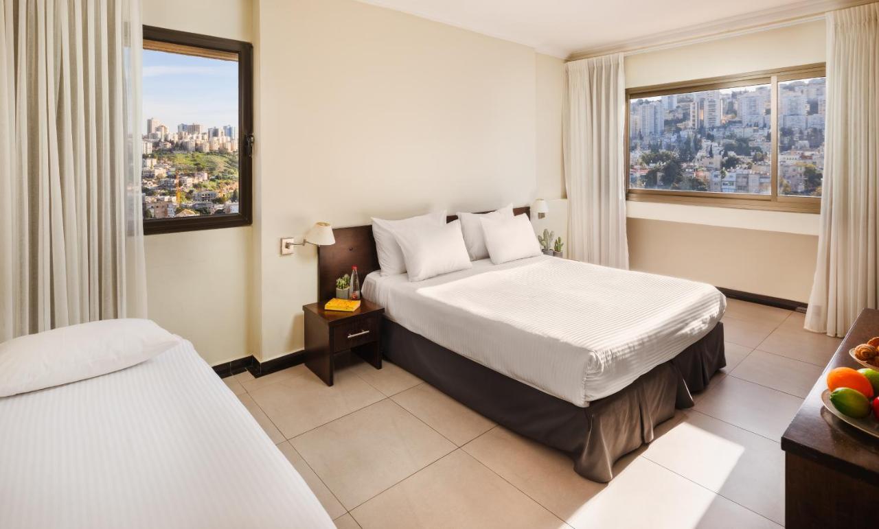 Market Hotel Хайфа Екстериор снимка